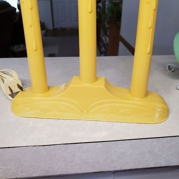Vintage Christmas Window Candelabra 3 Electric Light Plastic Drip. - Picture 5 of 7